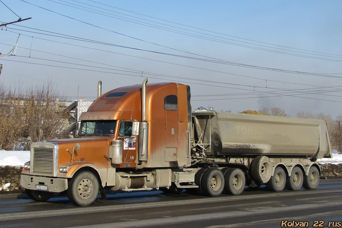 Алтайский край, № Х 252 УМ 22 — Freightliner FLD 132 Classic XL