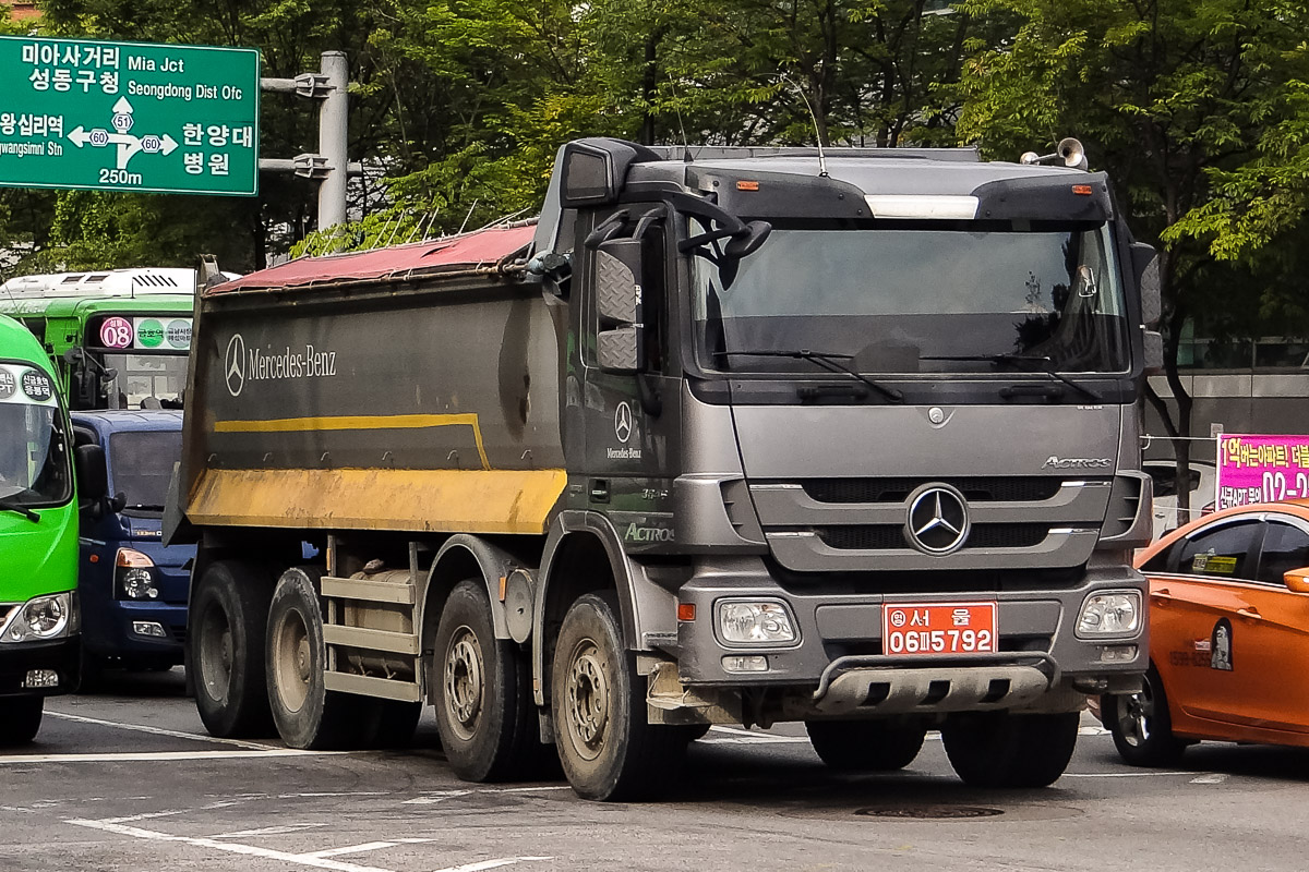 Южная Корея, № 서울 06 파 5792 — Mercedes-Benz Actros ('2009)