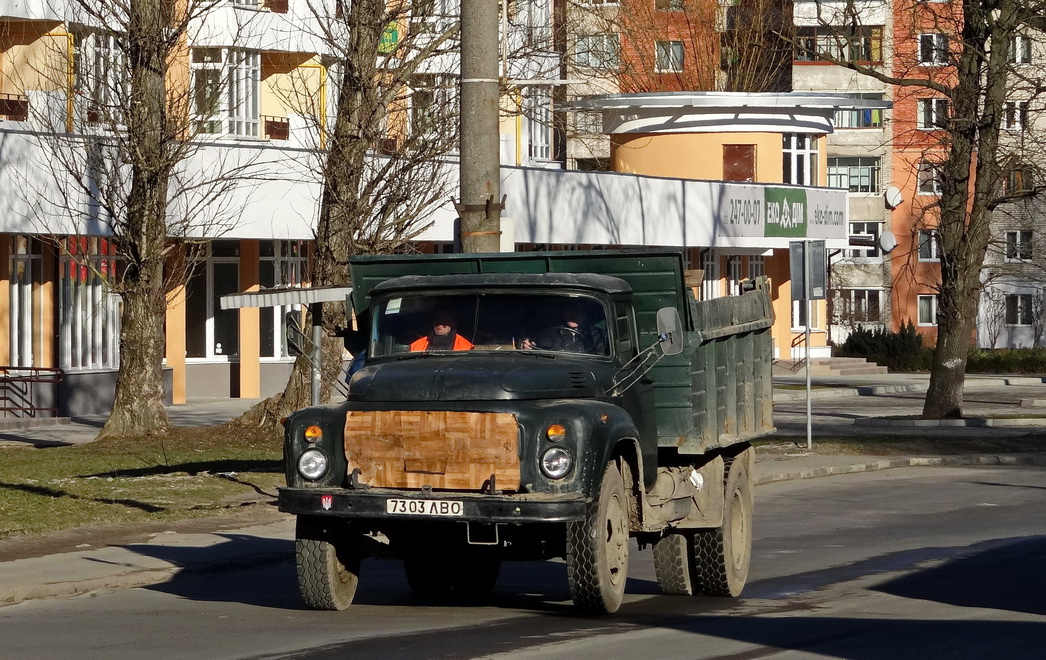 Львовская область, № 7303 ЛВО — ЗИЛ-495810