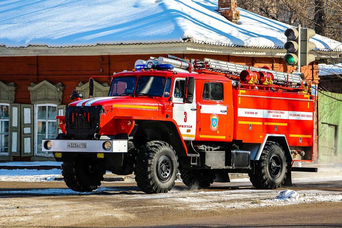 Иркутская область, № К 323 АС 138 — Урал-43206-71