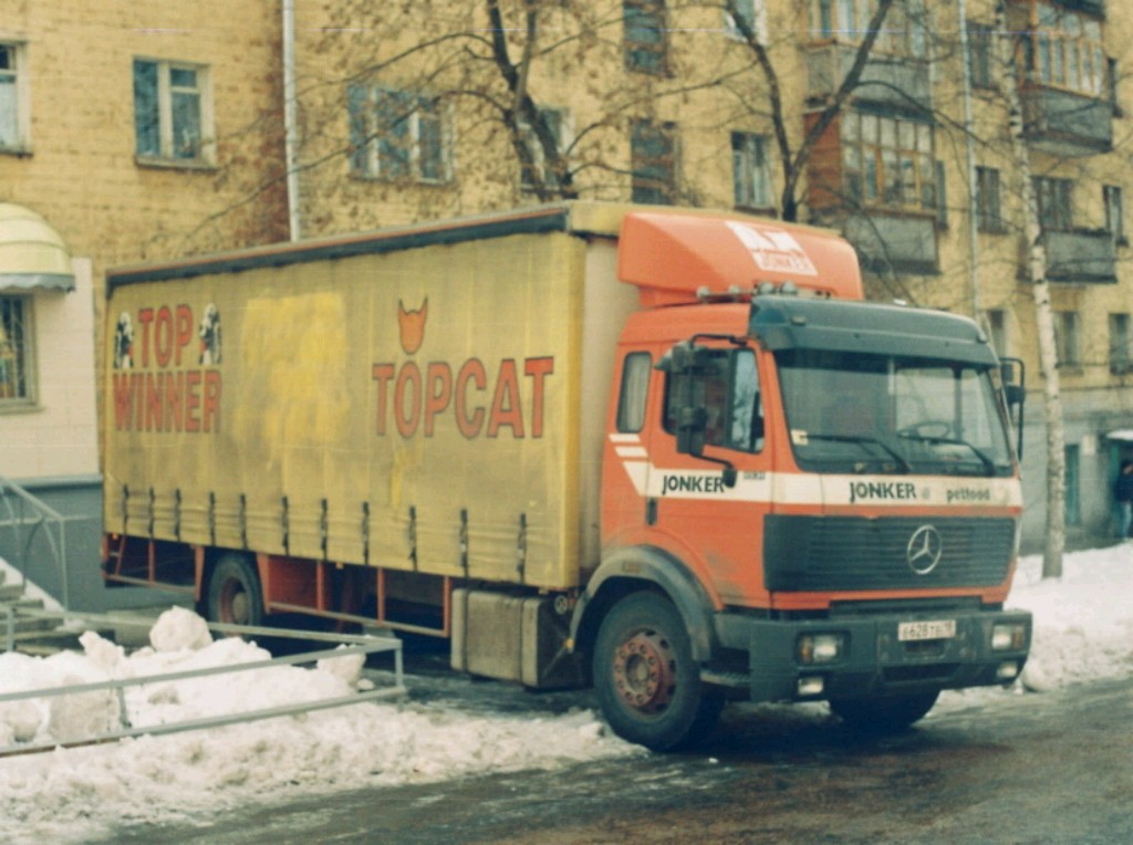 Удмуртия, № Е 628 ТЕ 18 — Mercedes-Benz SK 1831