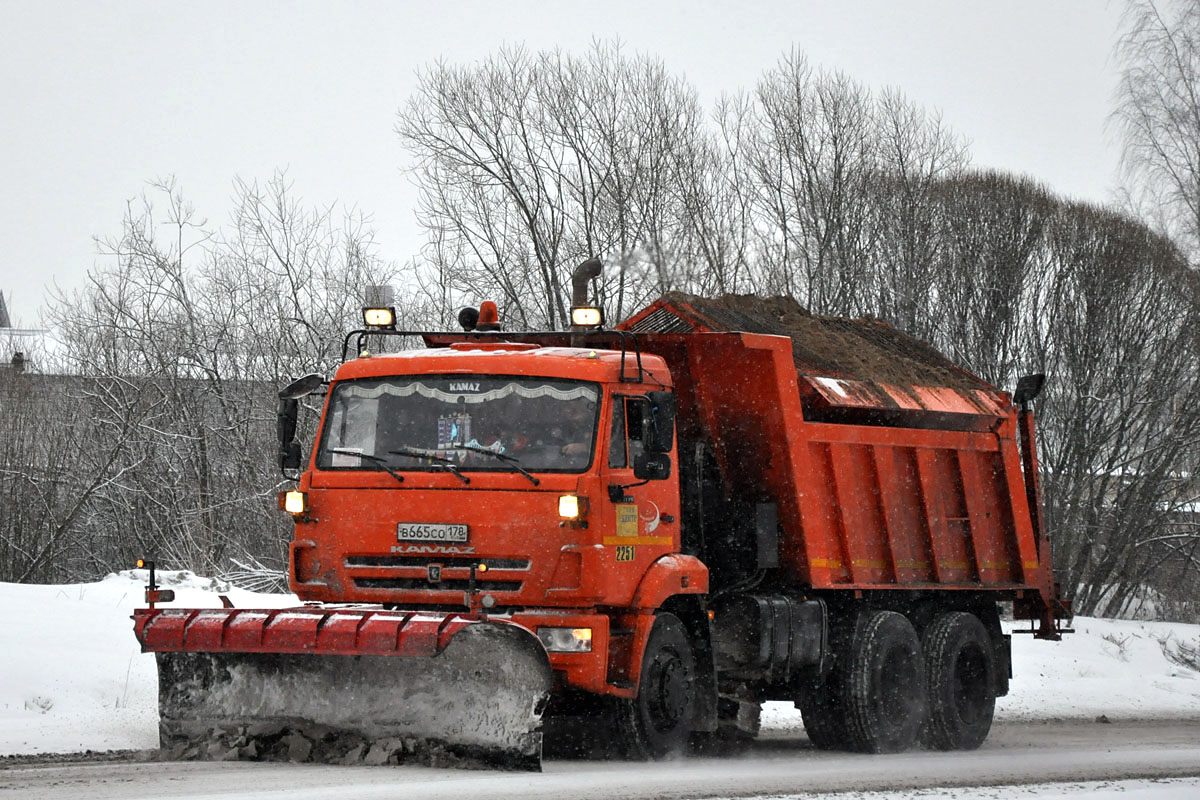 Санкт-Петербург, № 2251 — КамАЗ-65115 (общая модель)