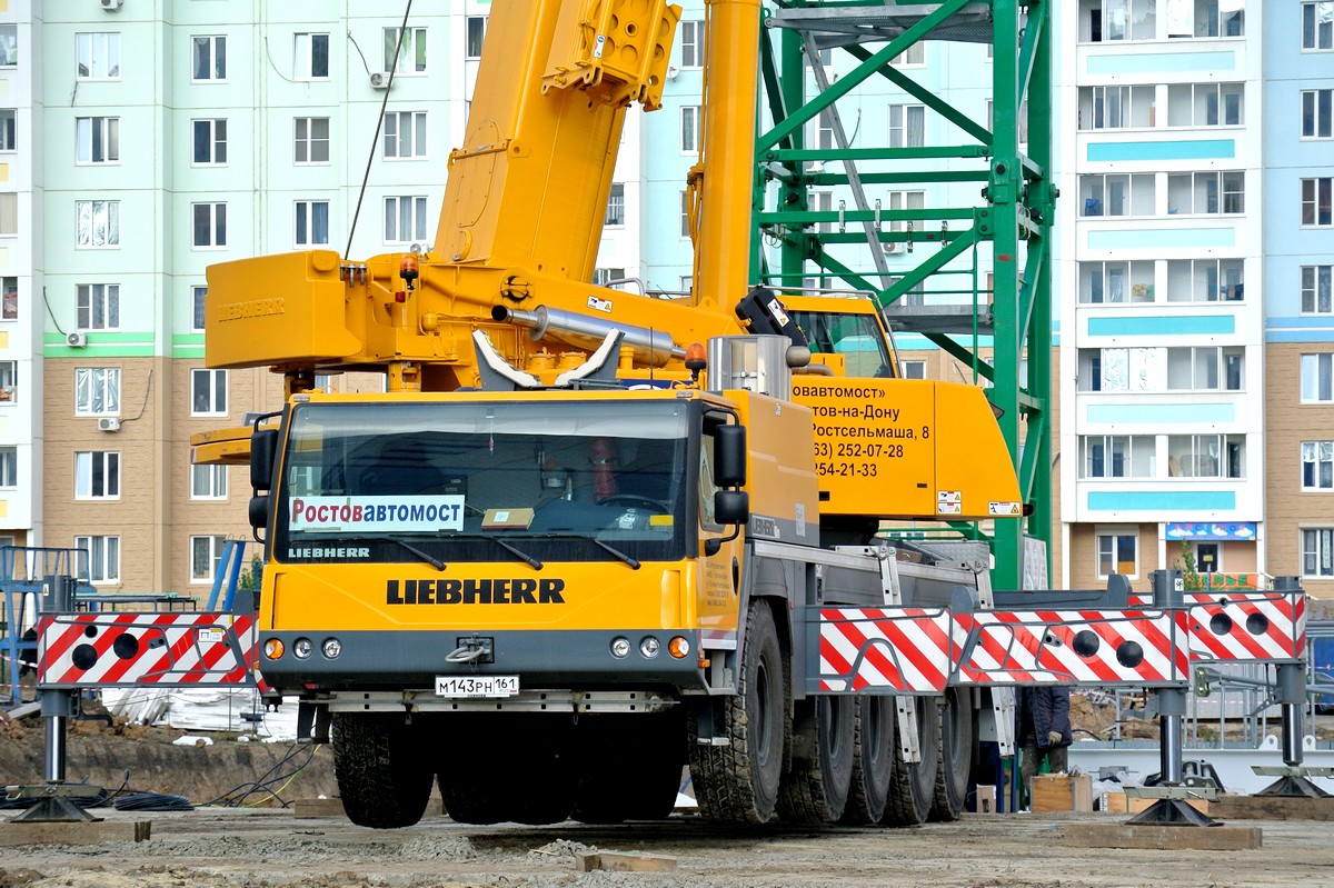 Ростовская область, № М 143 РН 161 — Liebherr (общая модель)