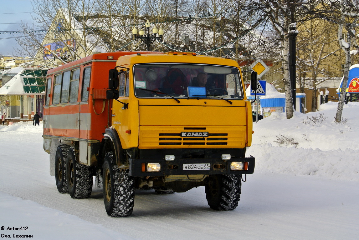 Сахалинская область, № В 824 СЕ 65 — КамАЗ-43114-15 [43114R]