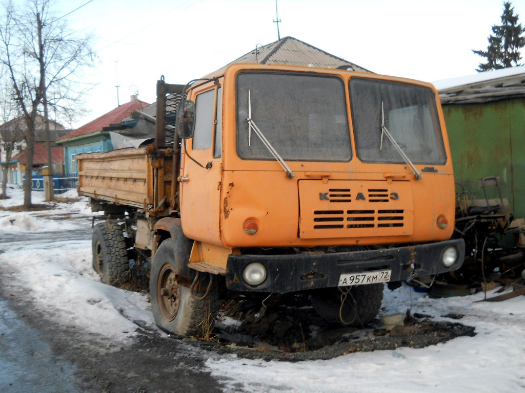 Тюменская область, № А 957 КМ 72 — КАЗ-4540