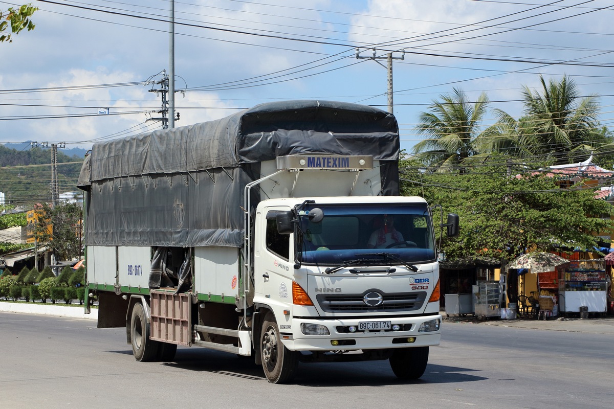 Вьетнам, № 89C-061.74 — Hino 500