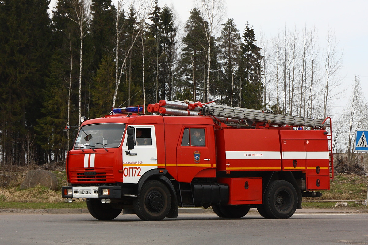 Ленинградская область, № В 351 СВ 47 — КамАЗ-43253-A3