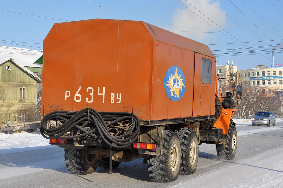 Саха (Якутия), № Р 634 ВУ 14 — Урал-4320-40