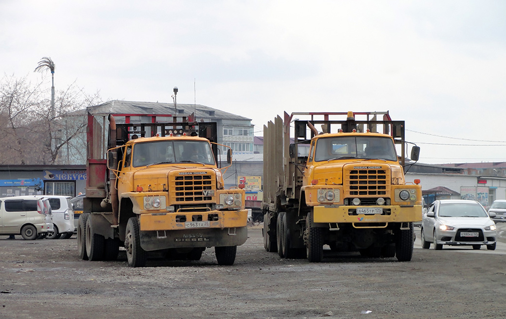 Приморский край, № С 963 ТА 25 — Nissan Diesel UZA520P; Приморский край, № А 465 ТР 125 — Nissan Diesel UZA520P