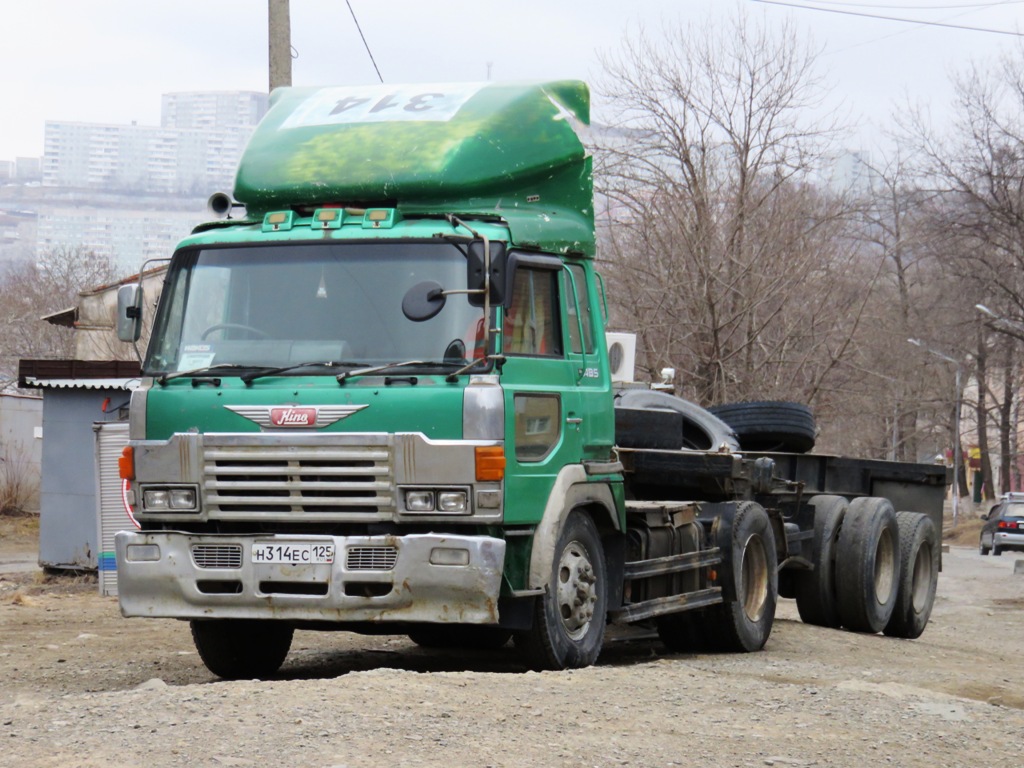 Приморский край, № Н 314 ЕС 125 — Hino SH Приморский край, № Н 314 ЕС 125 — Hino SH