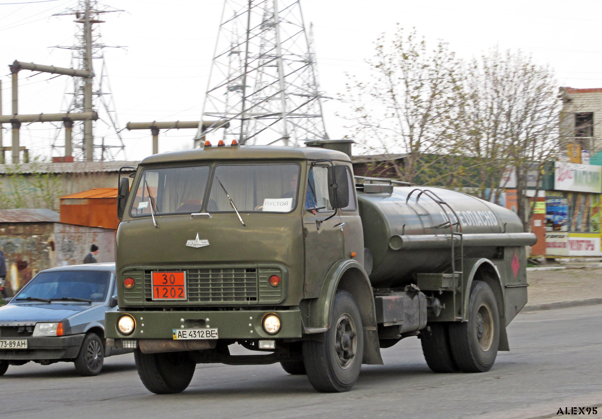 Днепропетровская область, № АЕ 4312 ВЕ — МАЗ-5334