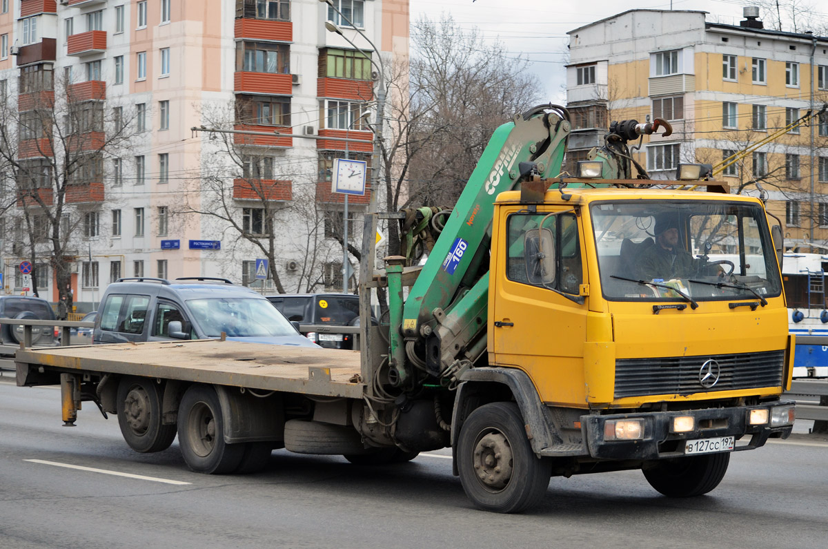 Москва, № В 127 СС 197 — Mercedes-Benz LK 1317