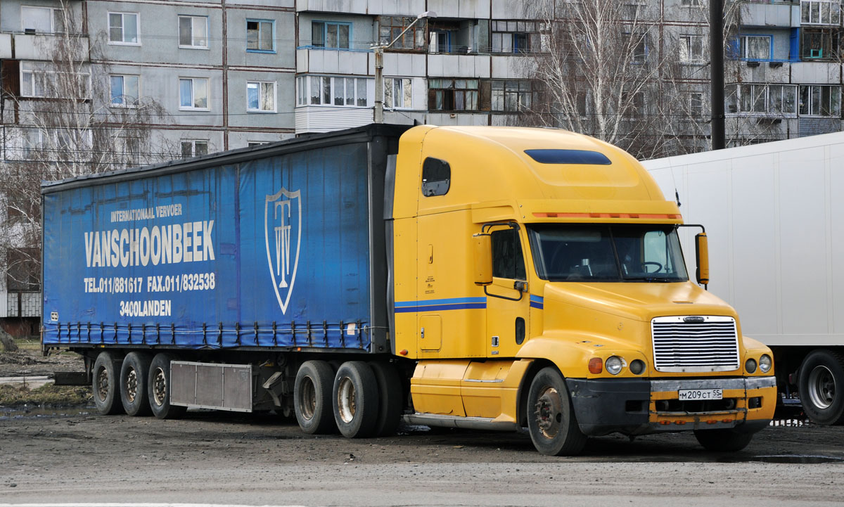 Омская область, № М 209 СТ 55 — Freightliner Century Class