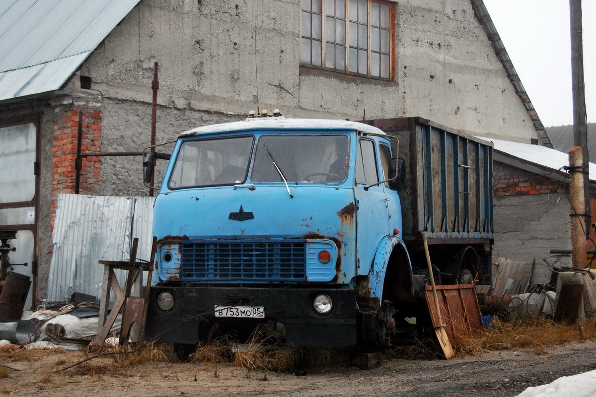 Ханты-Мансийский автоном.округ, № В 753 МО 05 — МАЗ-5334