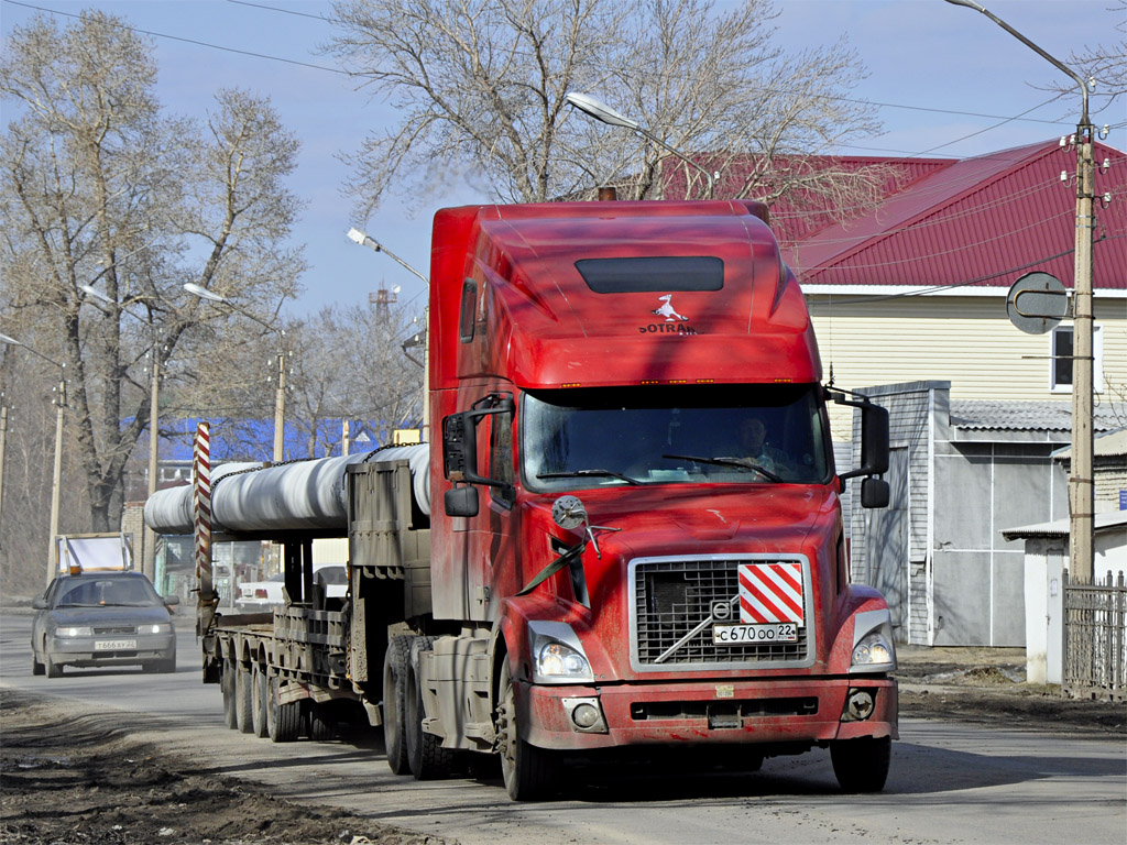 Алтайский край, № С 670 ОО 22 — Volvo VNL670