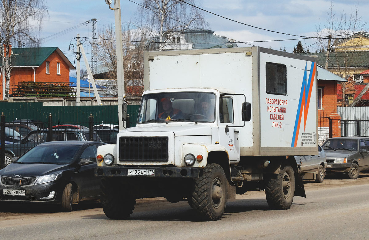 Москва, № К 132 АЕ 177 — ГАЗ-3308 «Садко»