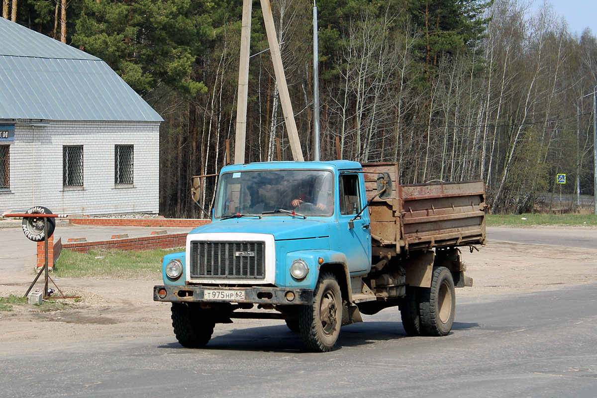 Рязанская область, № Т 975 НР 62 — ГАЗ-33072