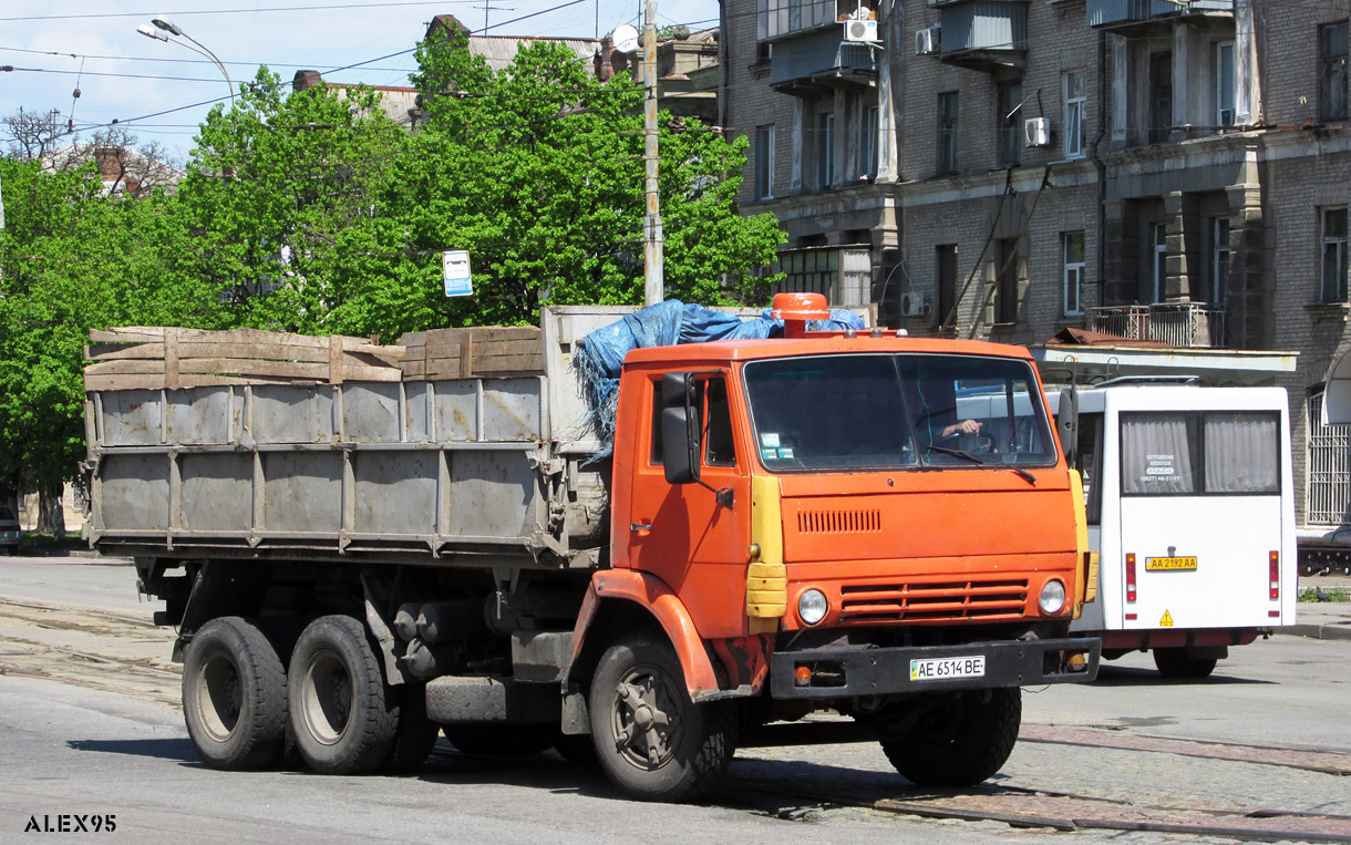 Днепропетровская область, № АЕ 6514 ВЕ — КамАЗ-5320