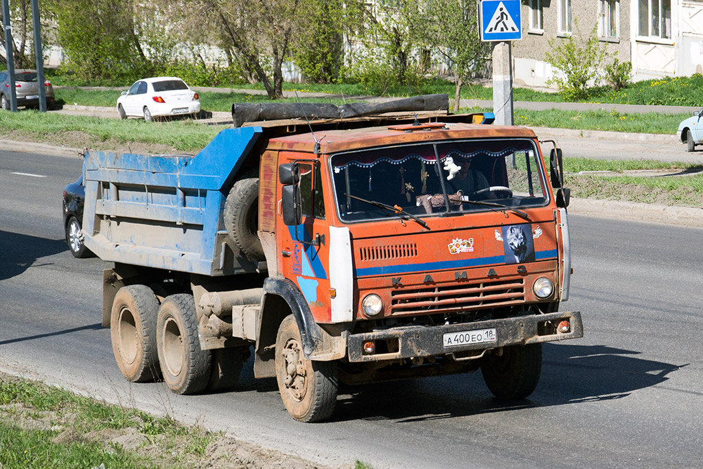 Удмуртия, № А 400 ЕО 18 — КамАЗ-55111 [551110]