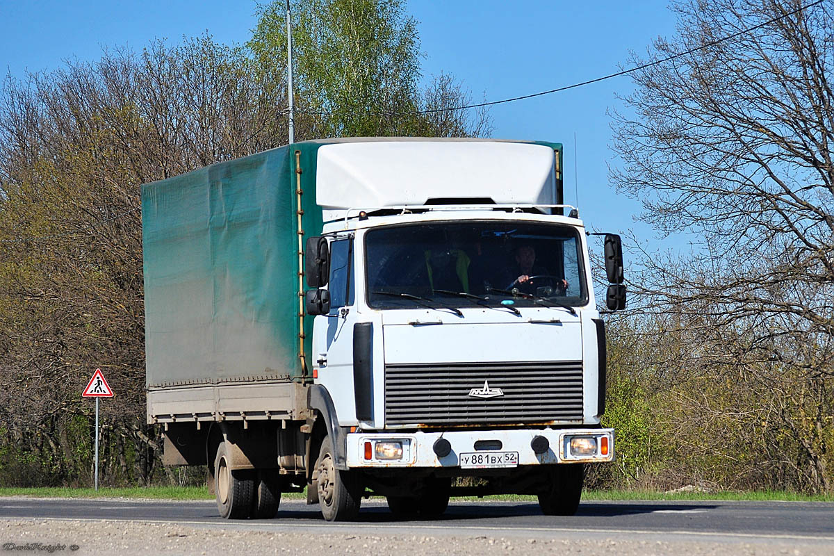 Нижегородская область, № У 881 ВХ 52 — МАЗ-437041 "Зубрёнок"