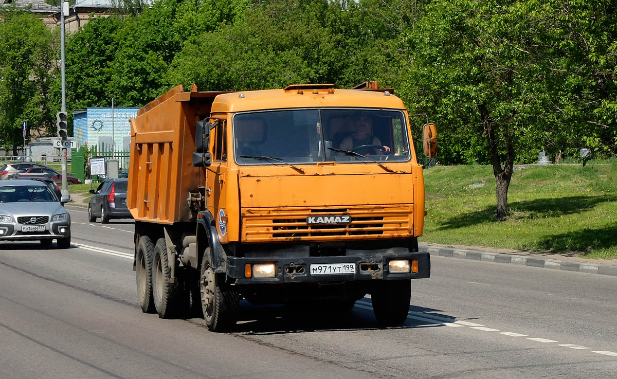 Москва, № М 971 УТ 199 — КамАЗ-65115 [651150]