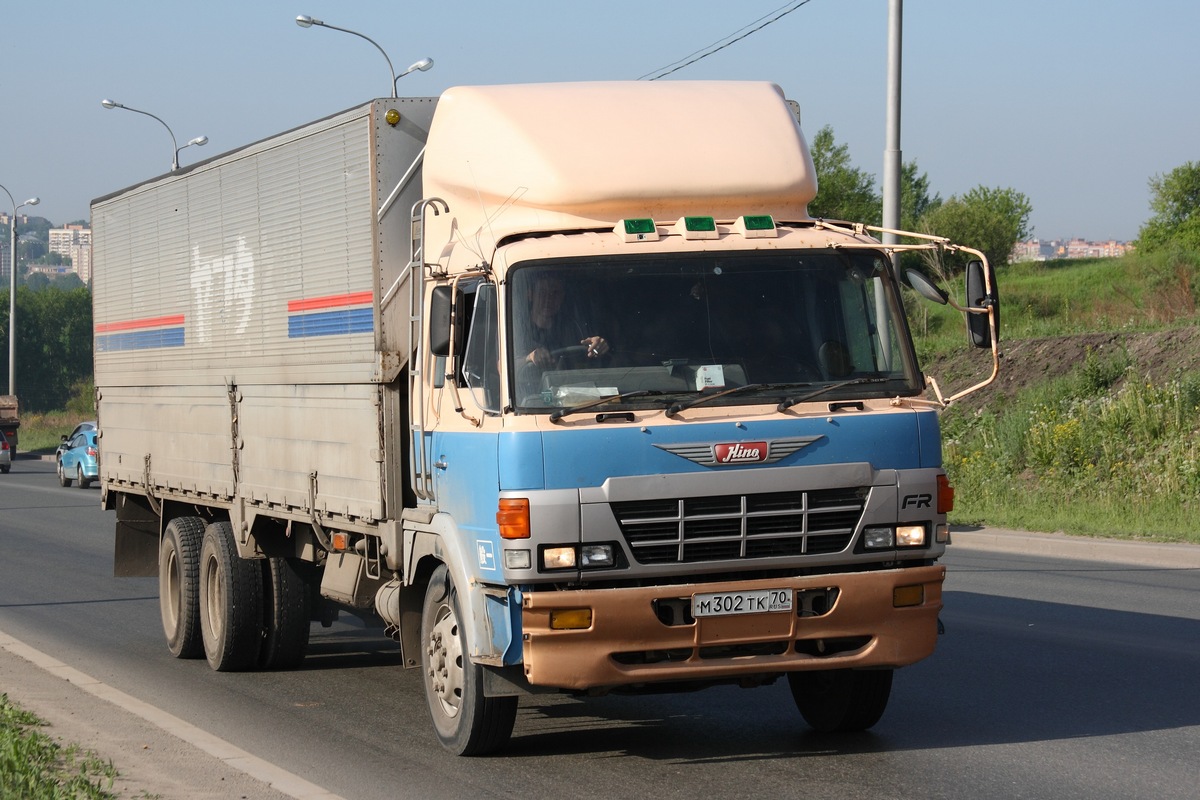 Томская область, № М 302 ТК 70 — Hino FR