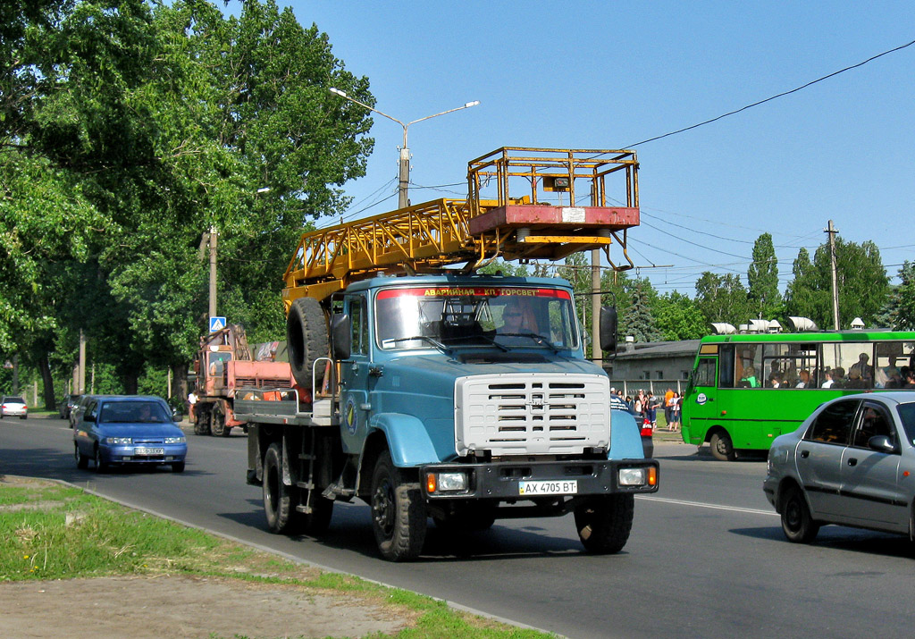 Харьковская область, № AX 4705 BT — ЗИЛ-432921