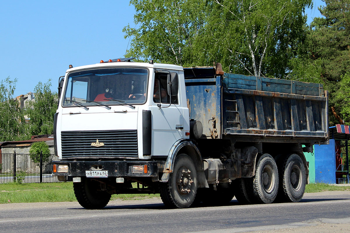 Рязанская область, № Н 811 РА 62 — МАЗ-551605