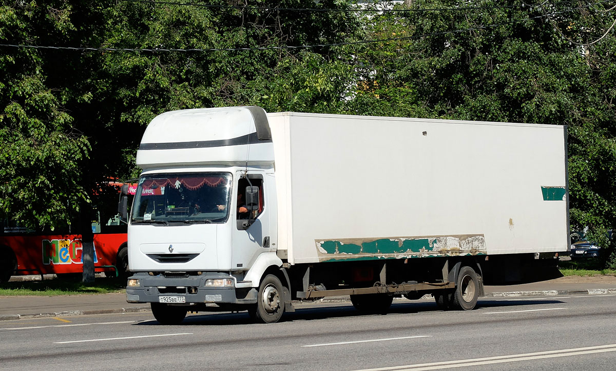 Москва, № Т 925 ВЕ 777 — Renault Midlum