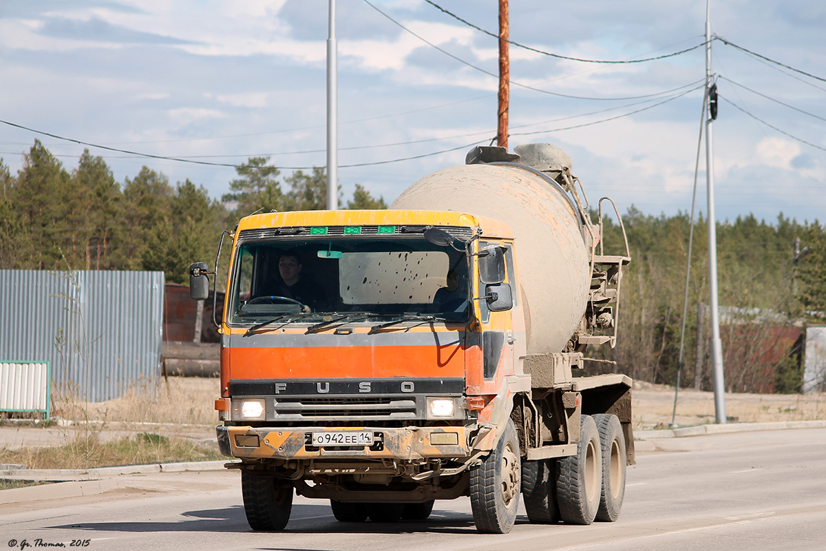 Саха (Якутия), № О 942 ЕЕ 14 — Mitsubishi Fuso The Great