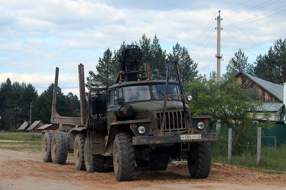 Рязанская область, № Е 586 ОР 62 — Урал-43204