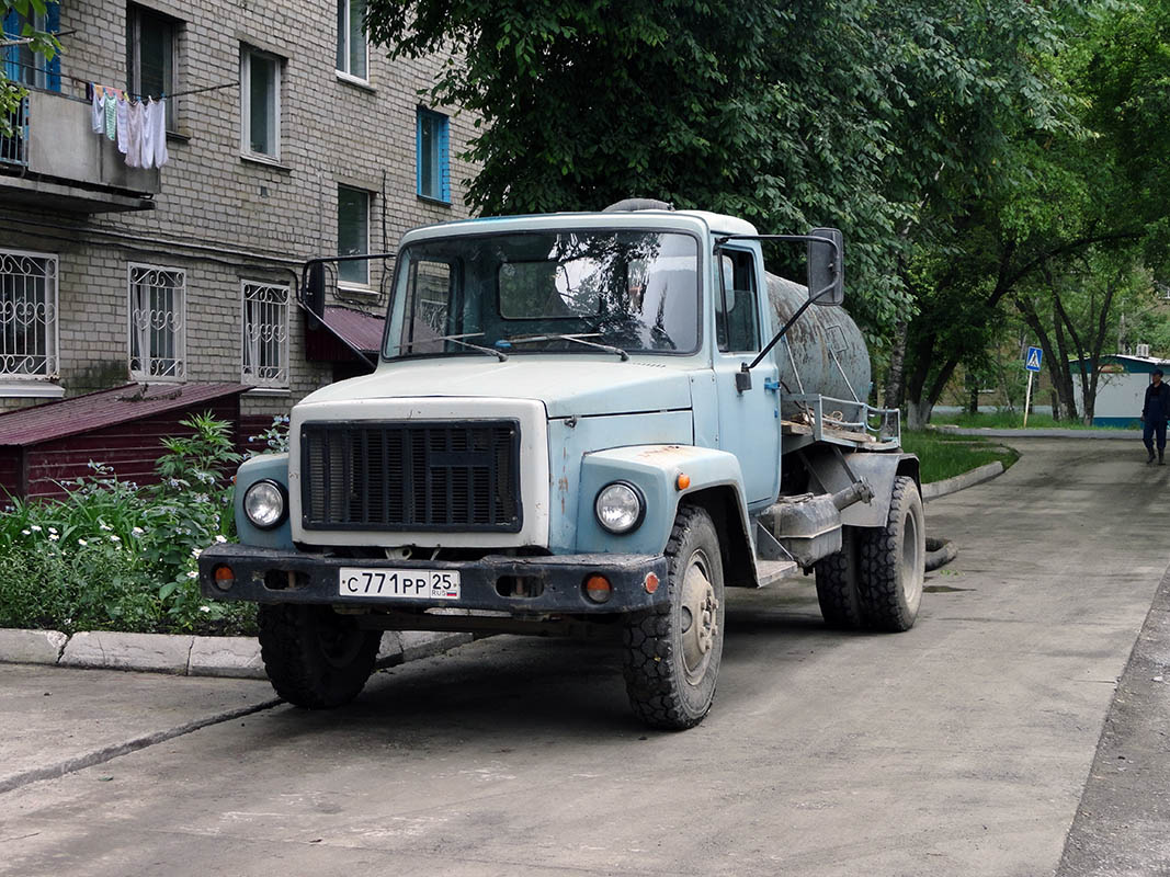 Приморский край, № С 771 РР 25 — ГАЗ-3307