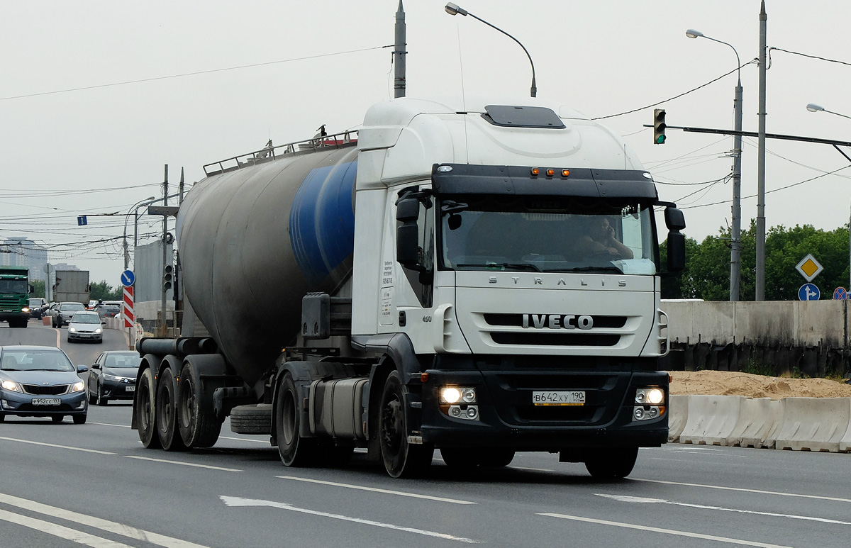 Московская область, № В 642 ХУ 190 — IVECO Stralis ('2007)