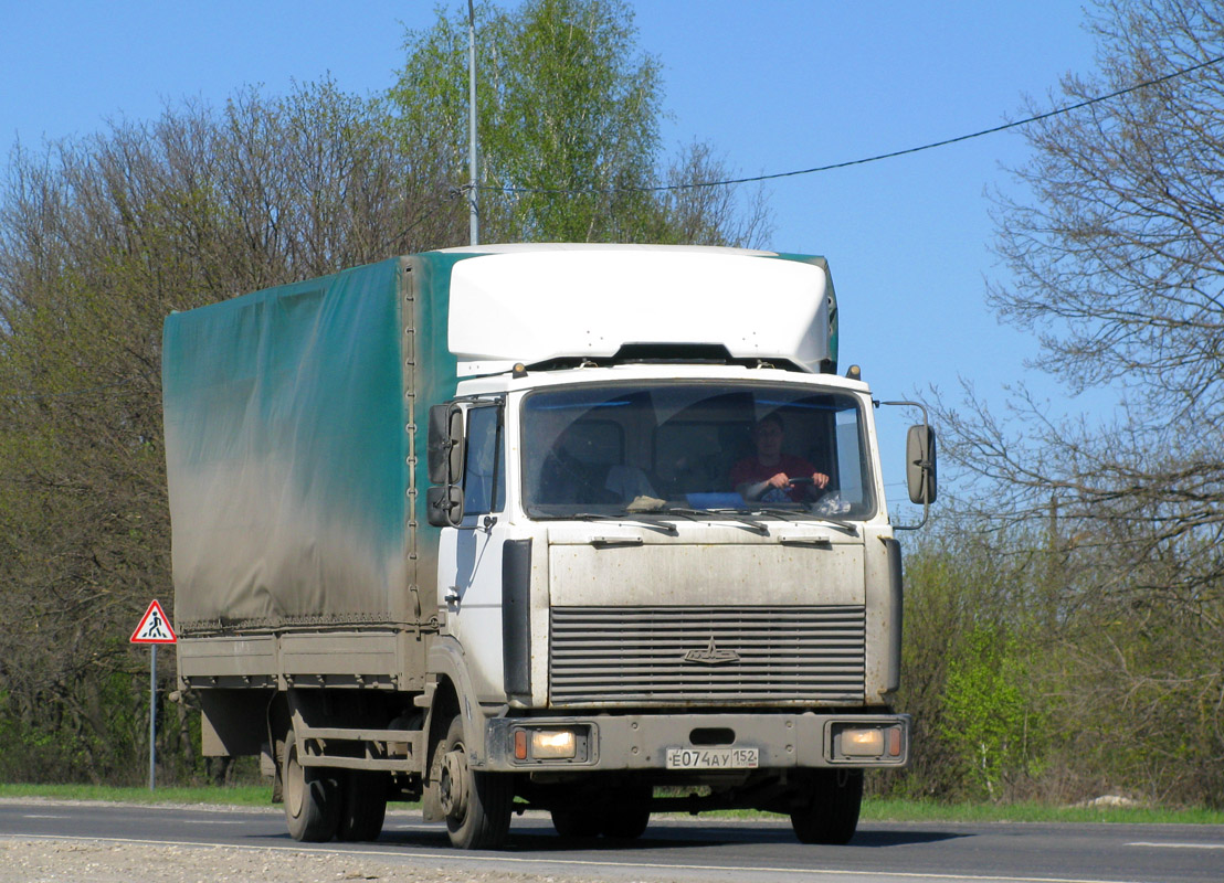 Нижегородская область, № Е 074 АУ 152 — МАЗ-437043 "Зубрёнок"