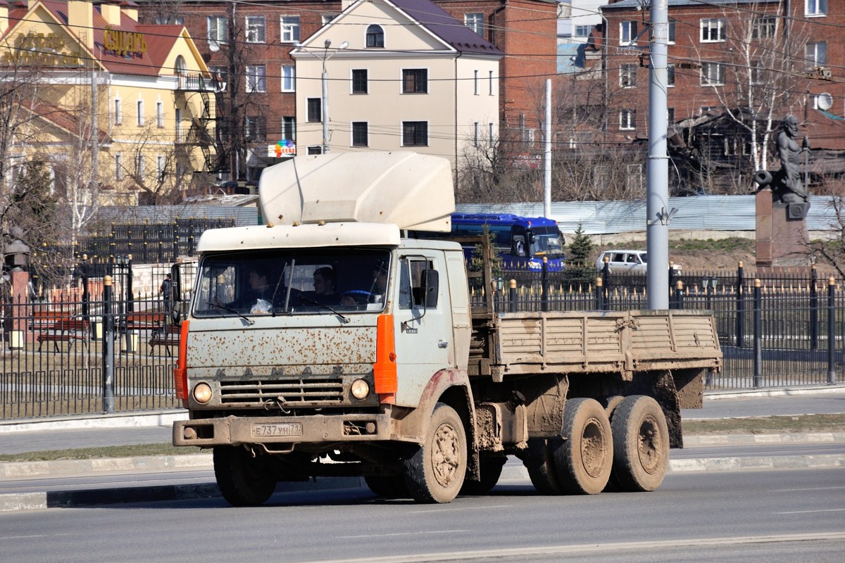 Тульская область, № Е 737 УН 71 — КамАЗ-5320