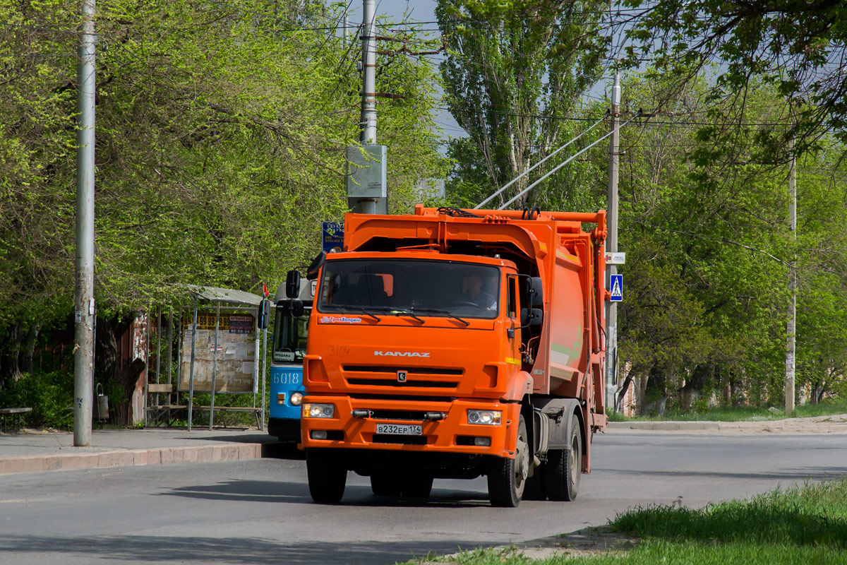 Волгоградская область, № В 232 ЕР 134 — КамАЗ-53605-A4(23)