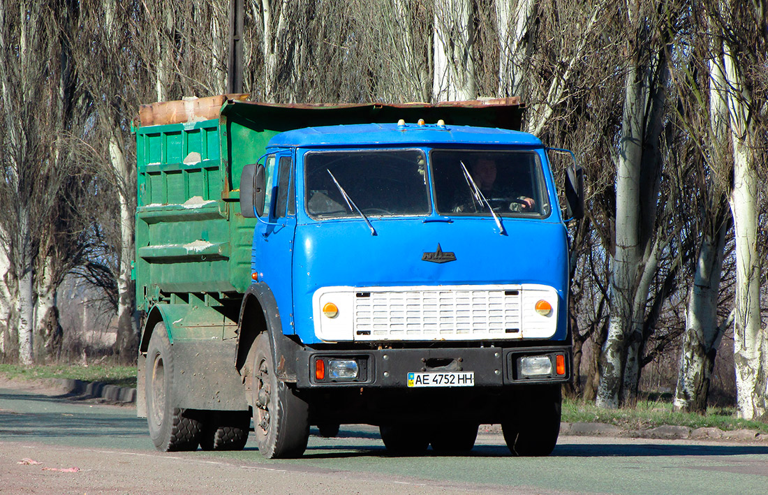 Днепропетровская область, № АЕ 4752 НН — МАЗ-5334