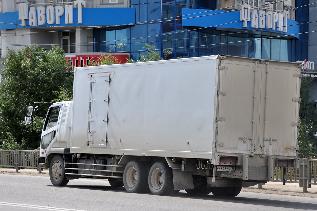 Иркутская область, № У 523 СК 96 — Mitsubishi Fuso Fighter