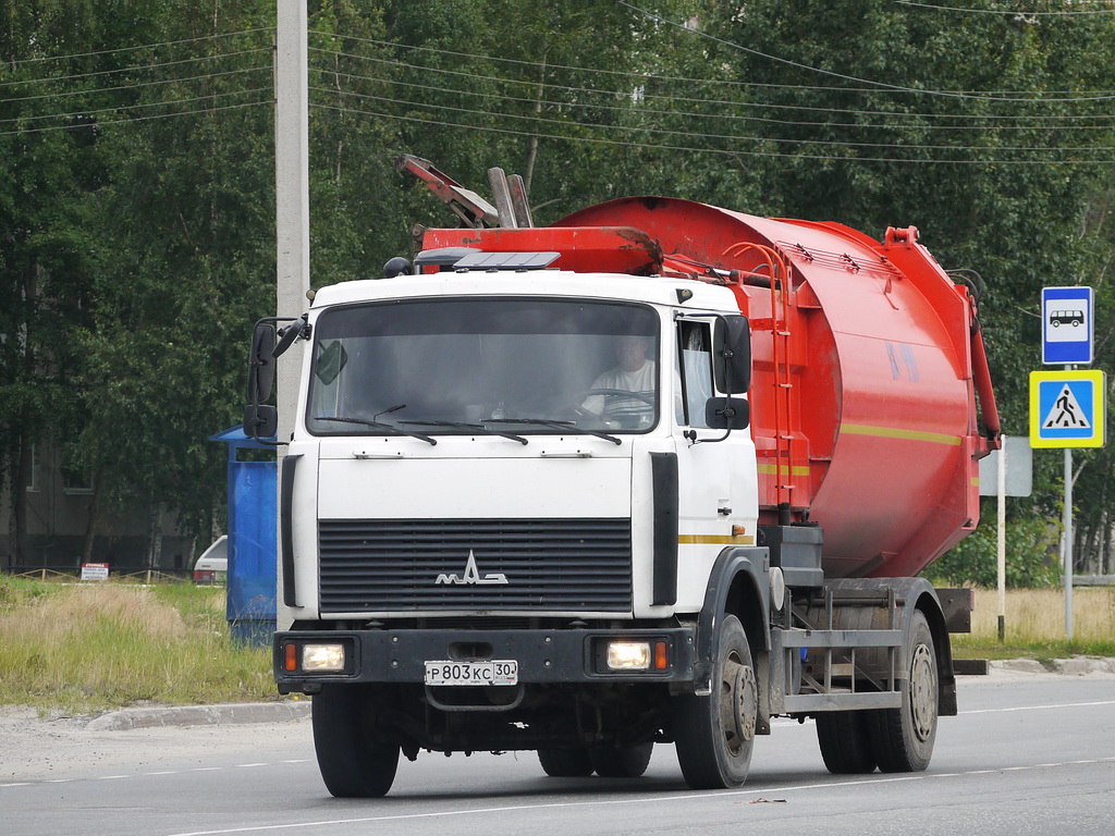 Ханты-Мансийский автоном.округ, № Р 803 КС 30 — МАЗ-5336A3