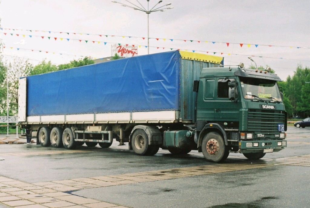 Псковская область, № Р 575 АХ 60 — Scania (II) R113M