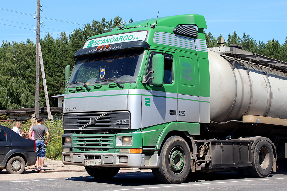 Нижегородская область, № С 219 ЕА 52 — Volvo ('1993) FH12.420