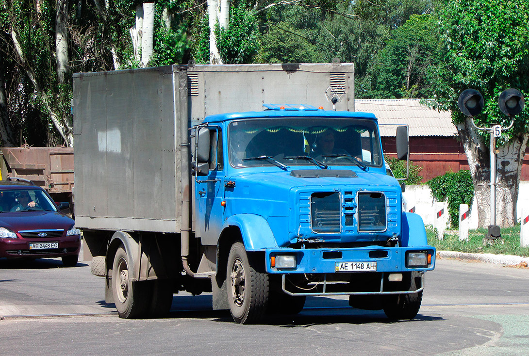 Днепропетровская область, № АЕ 1148 АН — ЗИЛ-433100