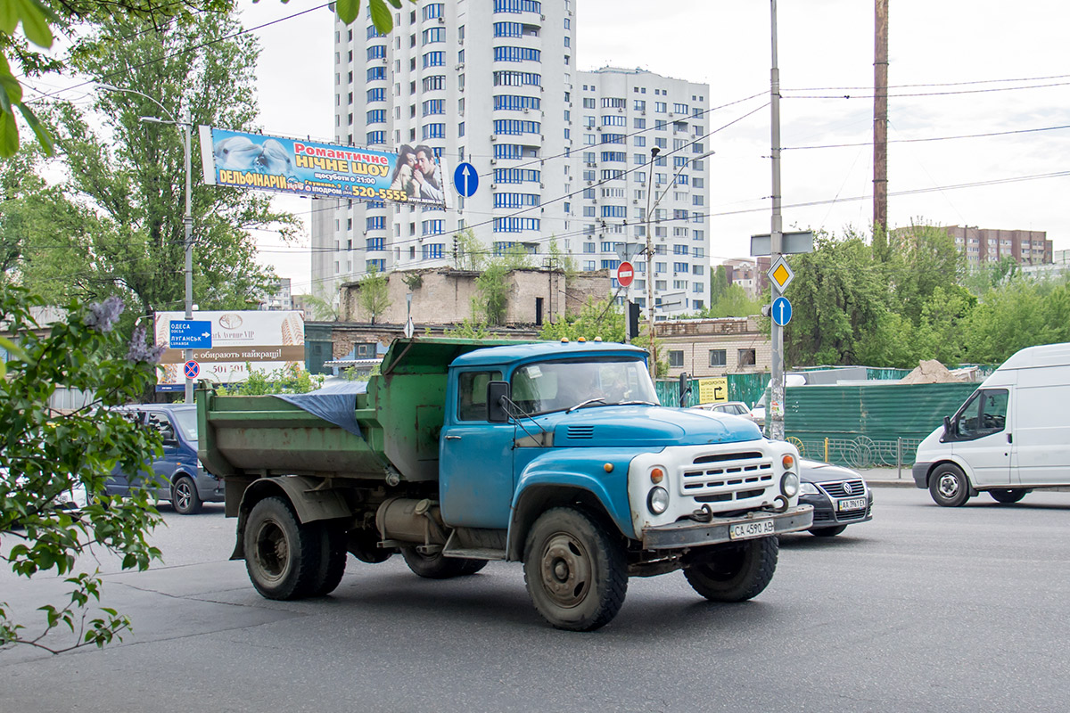 Черкасская область, № СА 4590 АВ — ЗИЛ-495710