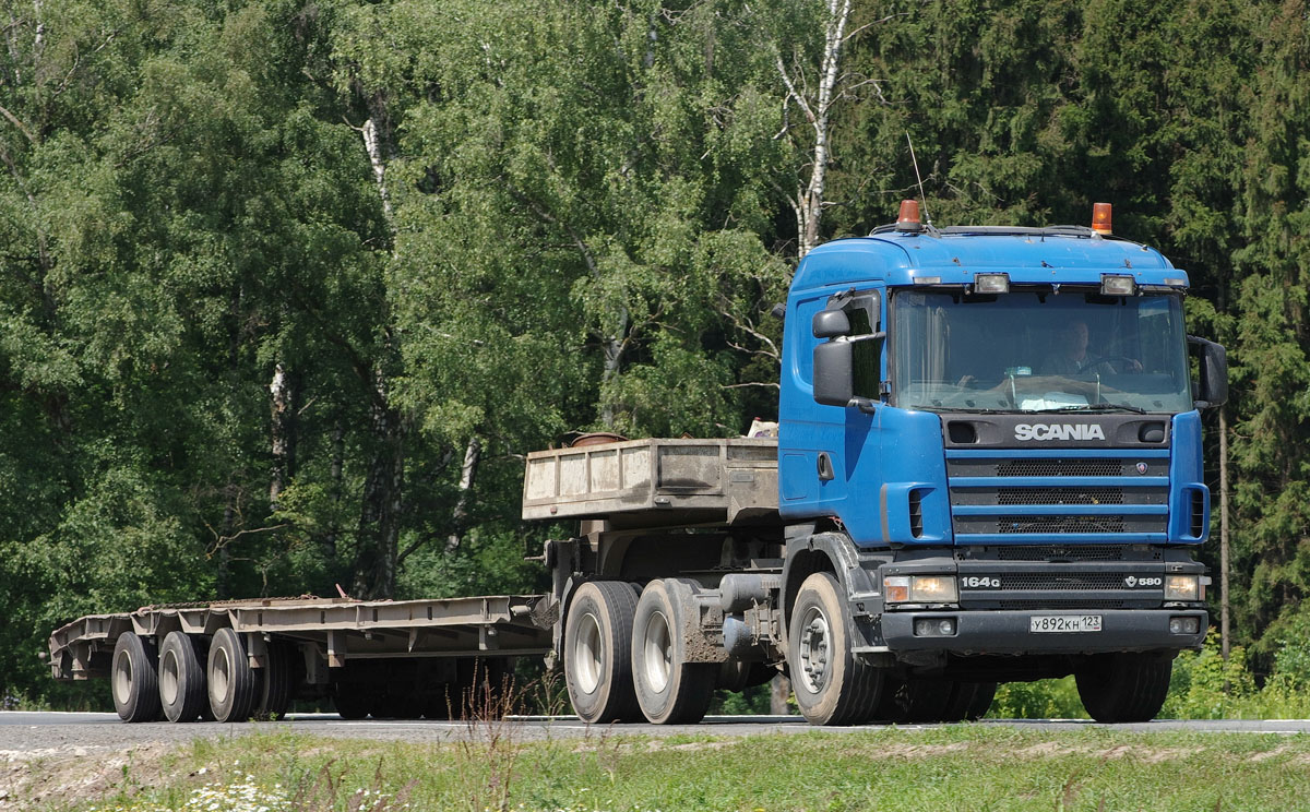 Краснодарский край, № У 892 КН 123 — Scania ('1996) R164G