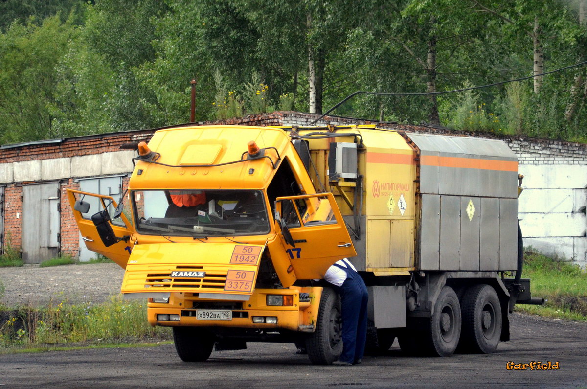 Кемеровская область, № 17 — КамАЗ-6520 (общая модель)