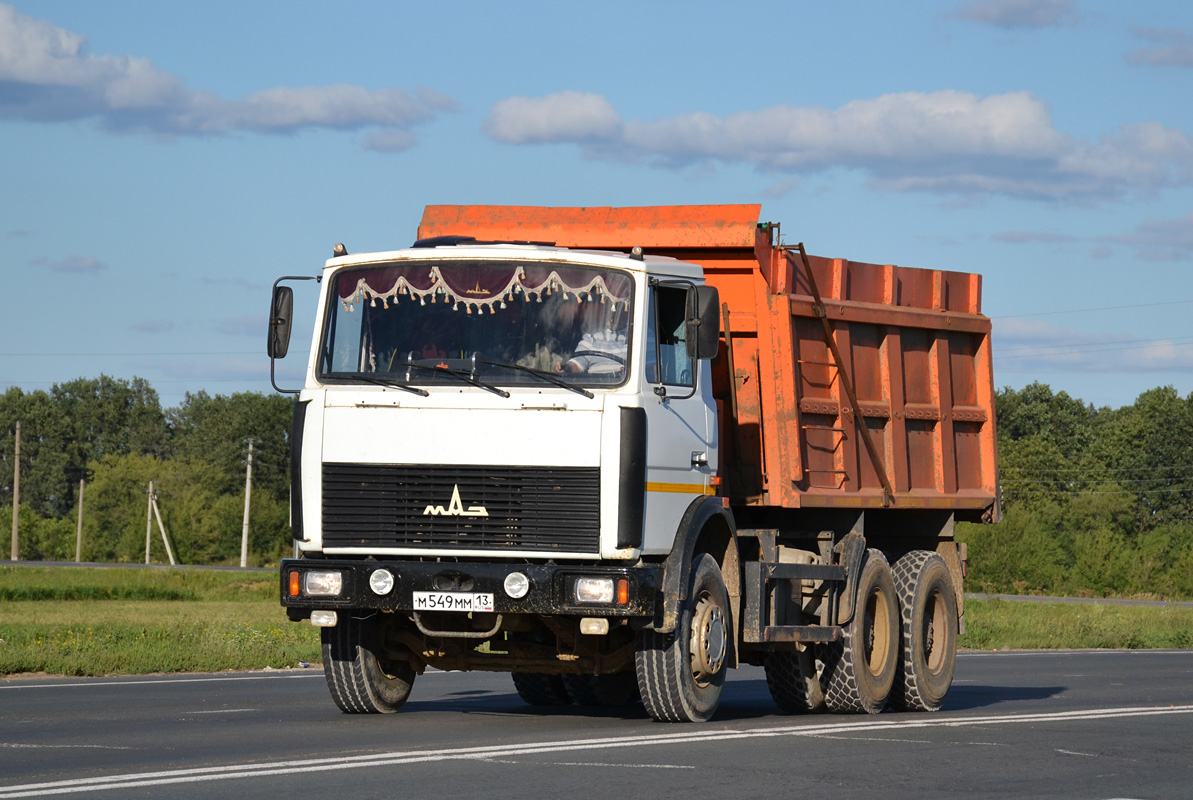 Мордовия, № М 549 ММ 13 — МАЗ-5516 (общая модель)