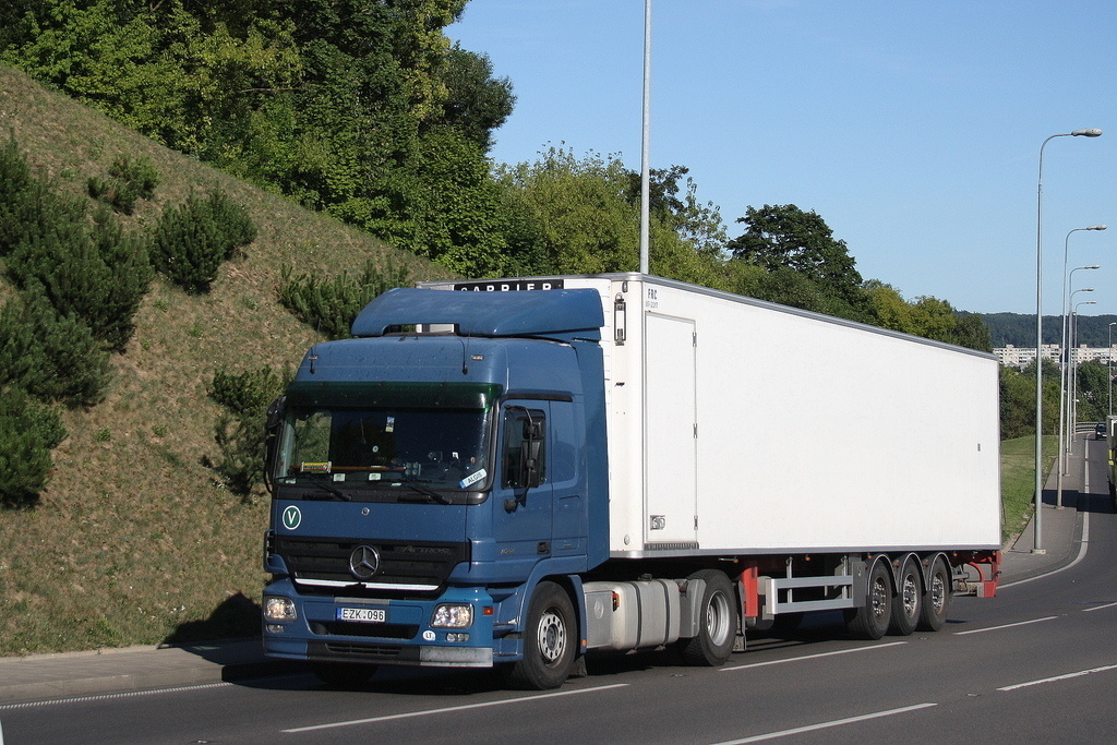 Литва, № EZK 096 — Mercedes-Benz Actros ('2003)