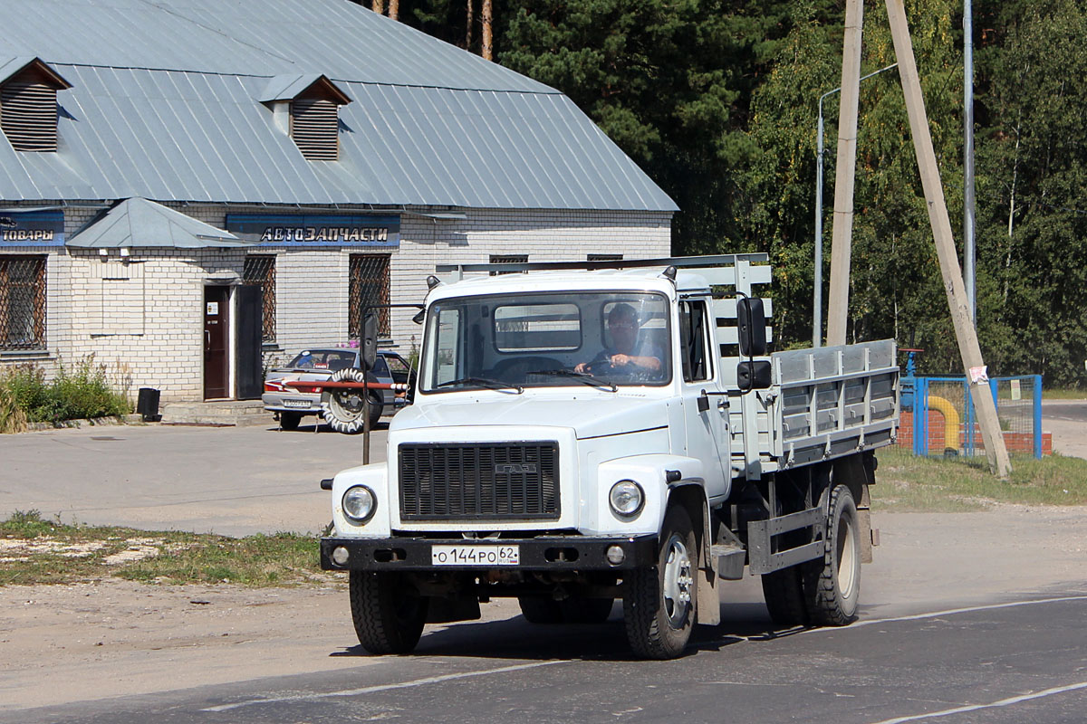 Рязанская область, № О 144 РО 62 — ГАЗ-3309