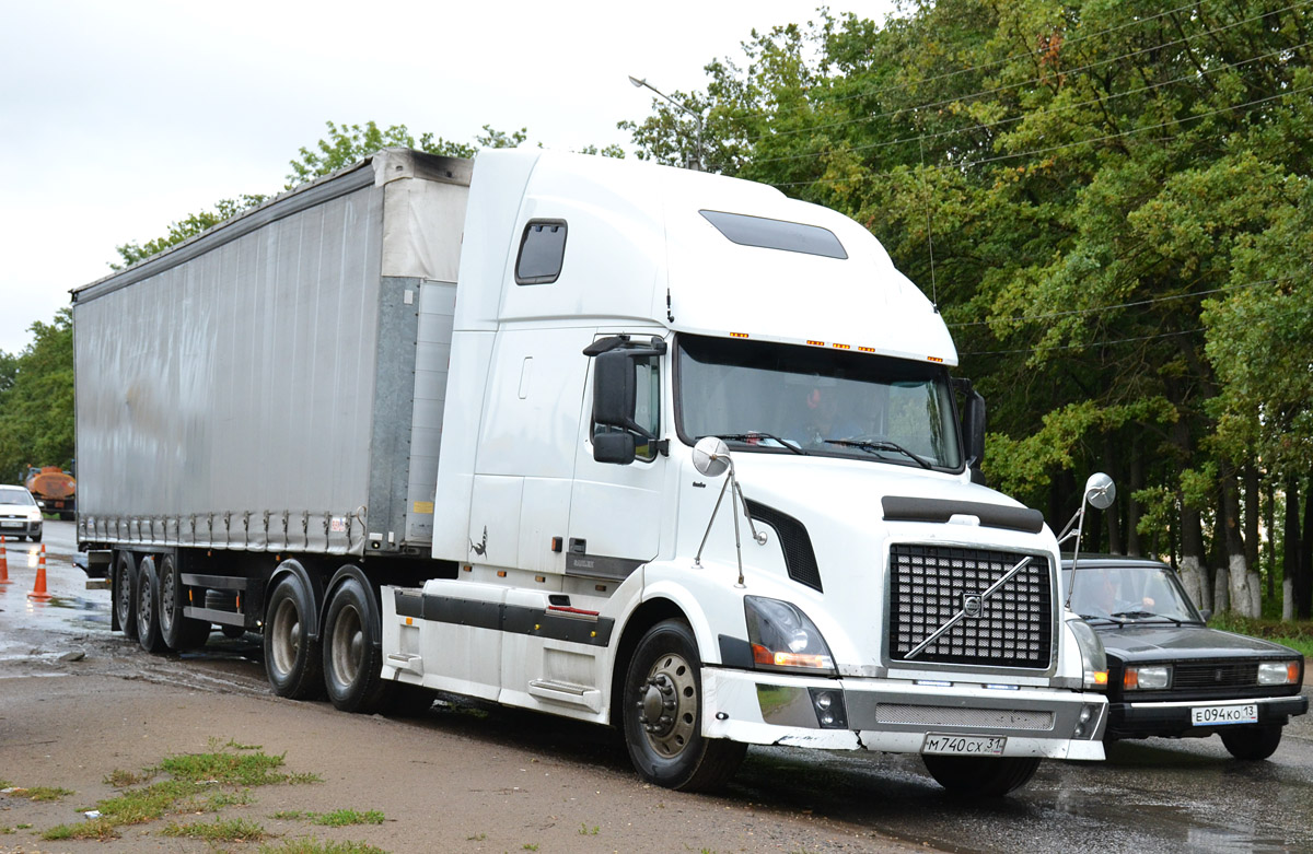 Белгородская область, № М 740 СХ 31 — Volvo VNL670