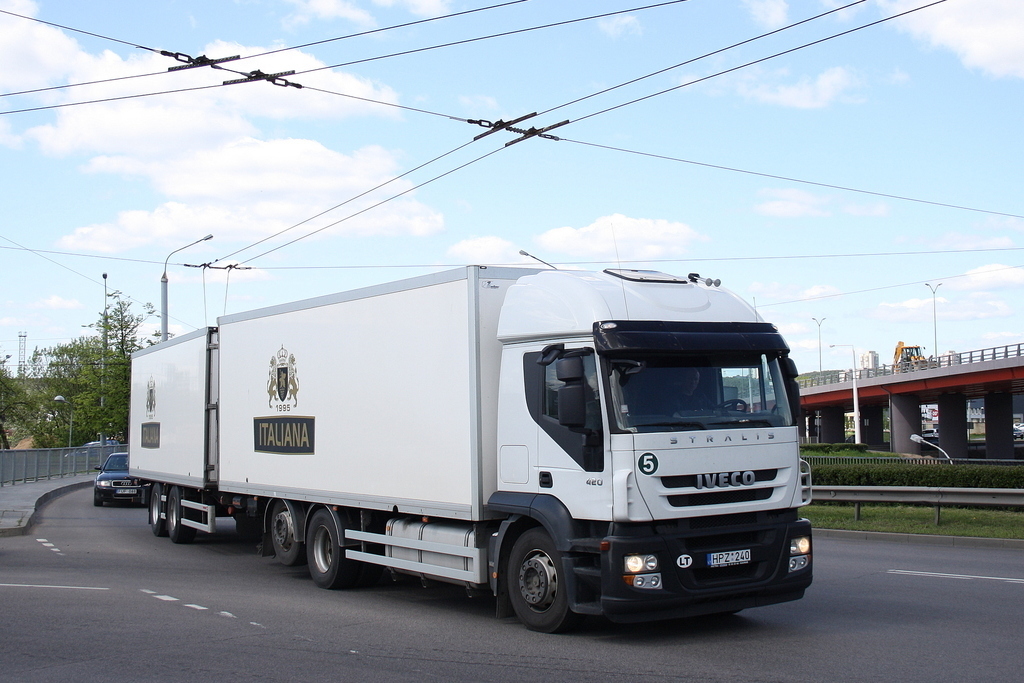 Литва, № HPZ 240 — IVECO Stralis ('2007) 420